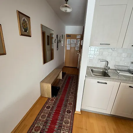 Manca-holin Apartment *