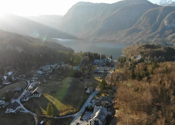 アパート Manca-holin